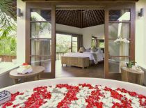 Villa Kubu Deluxe 2 bedroom, Bathroom